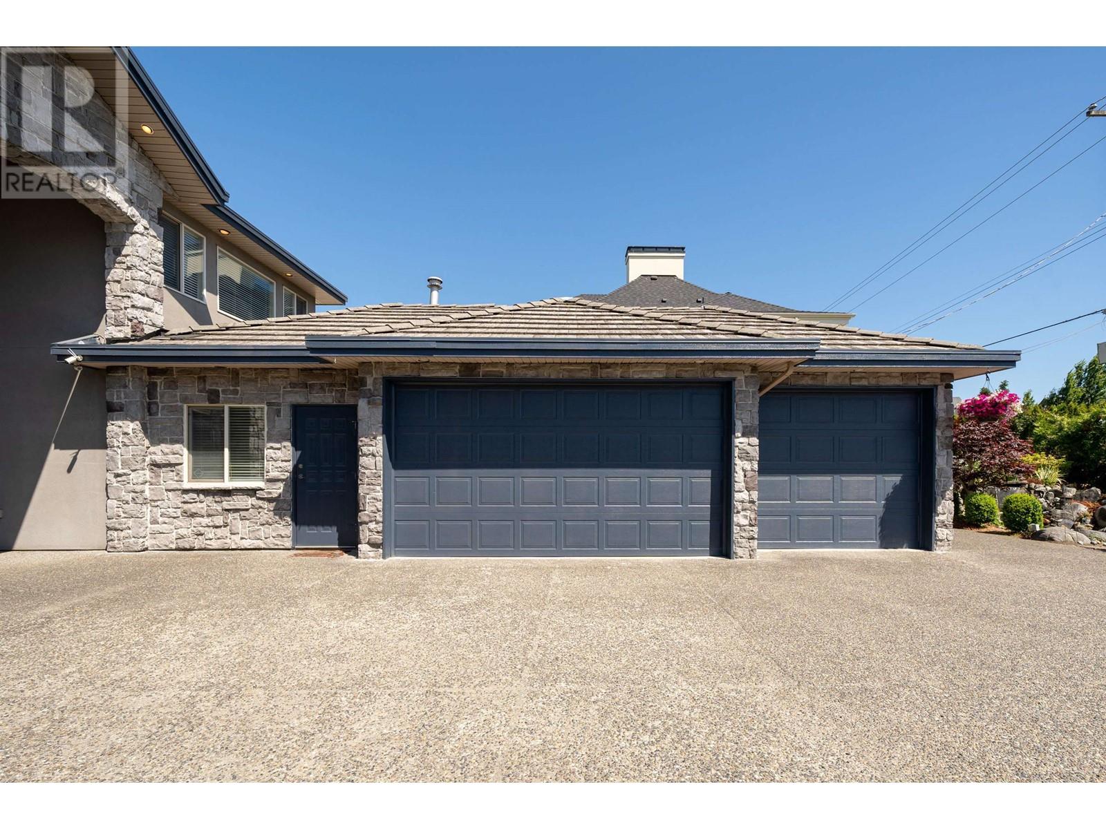 10511 No. 2 Road, Richmond, British Columbia  V7E 2E5 - Photo 2 - R2911117