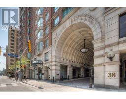 800 - 38 AVENUE ROAD, toronto (annex), Ontario