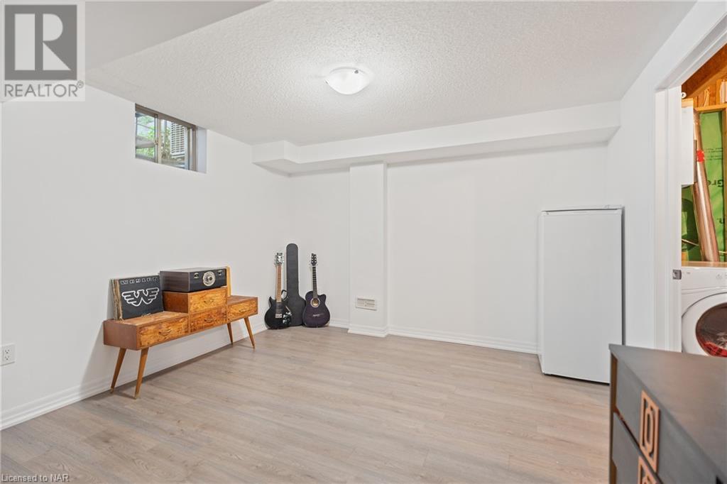 Image of property at 42 DOMINION Crescent