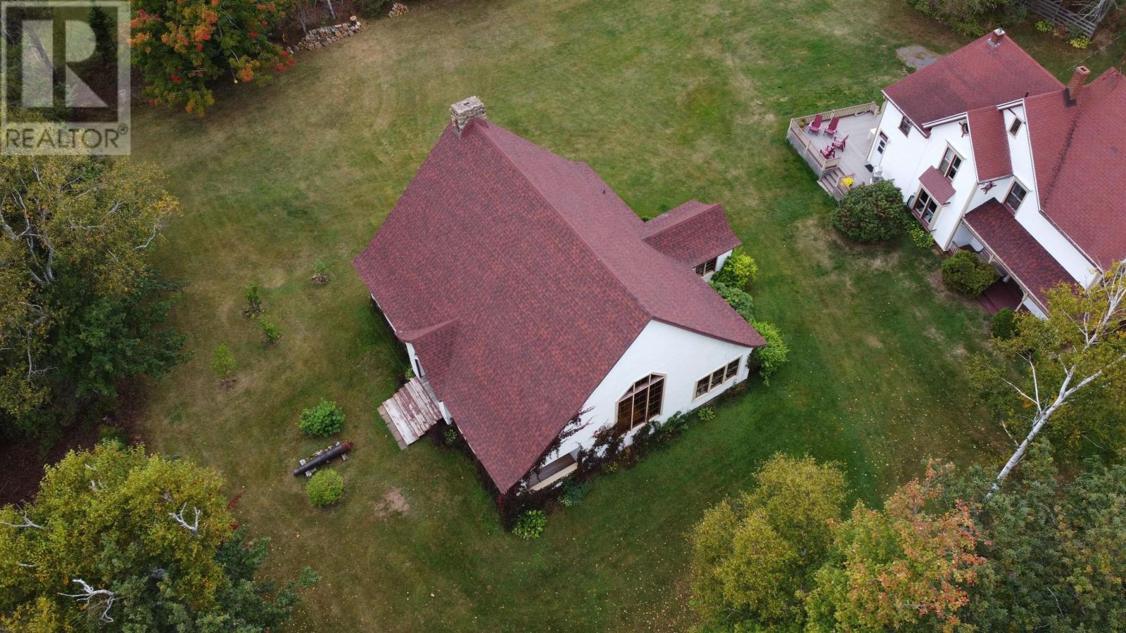 9 East Royalty Road, Georgetown, Prince Edward Island  C0A 1L0 - Photo 7 - 202418386