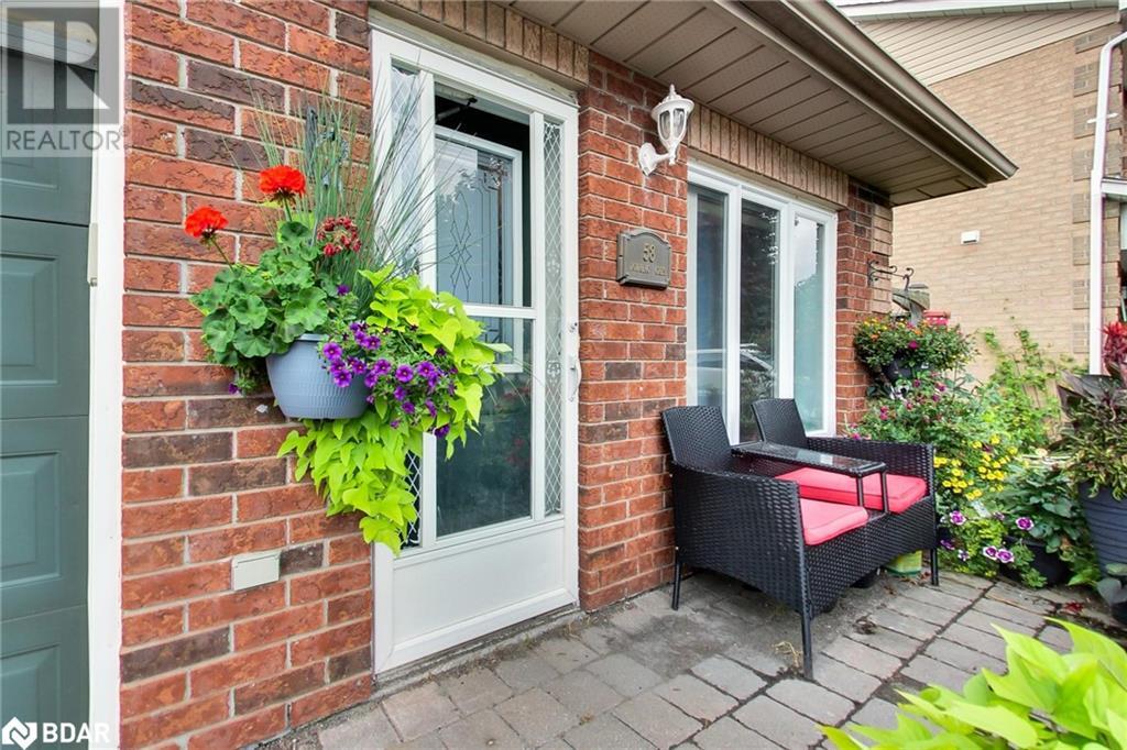 58 Downing Crescent, Barrie, Ontario  L4N 8V6 - Photo 3 - 40626656