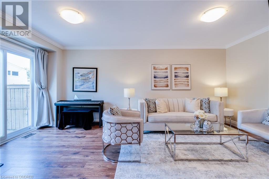 Image of property at 5021 PINEDALE Avenue Unit# 4