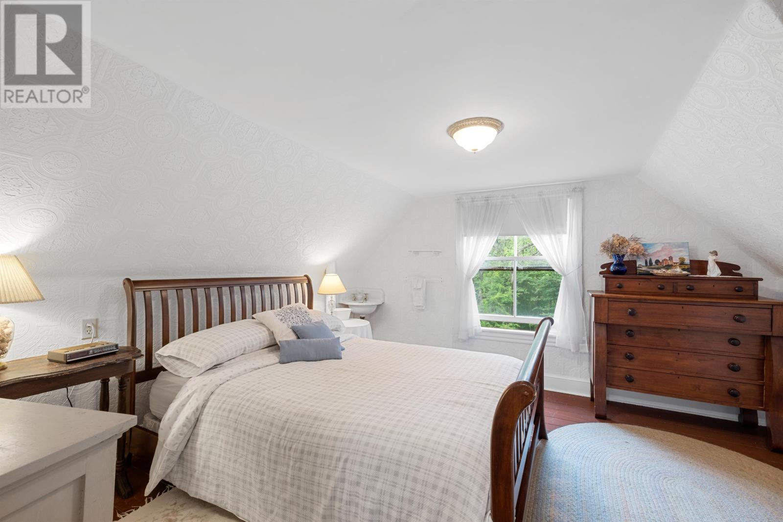 9 East Royalty Road, Georgetown, Prince Edward Island  C0A 1L0 - Photo 34 - 202418399