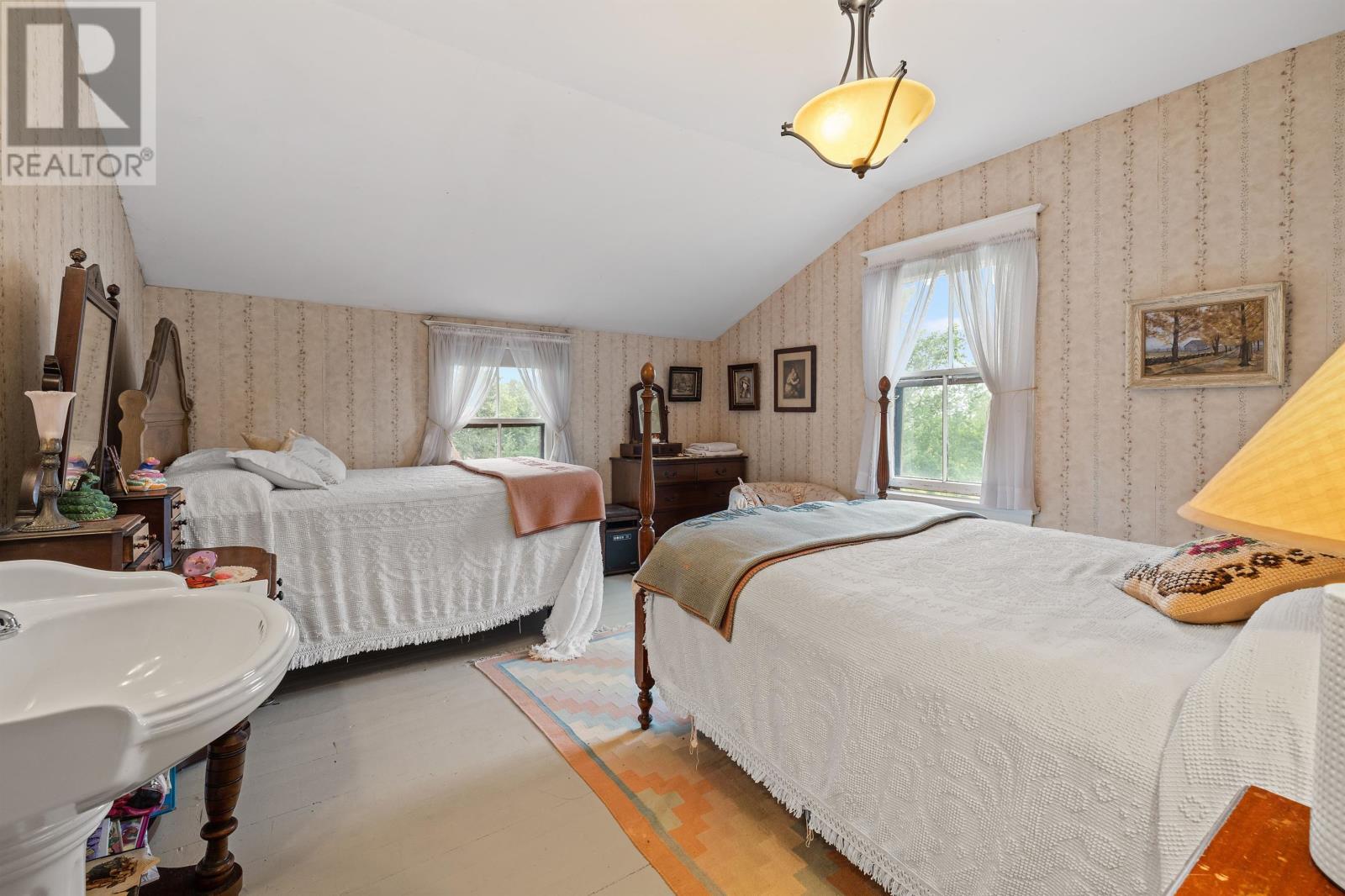 9 East Royalty Road, Georgetown, Prince Edward Island  C0A 1L0 - Photo 42 - 202418399