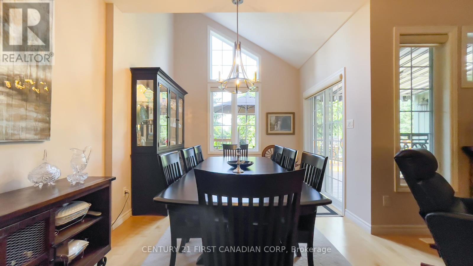 5 Oakwood Links Lane, Lambton Shores (Grand Bend), Ontario  N0M 1T0 - Photo 17 - X9234869