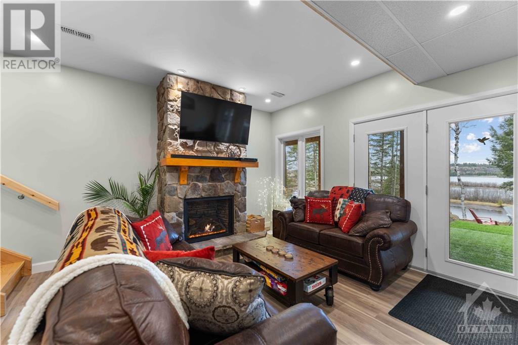 4634 Matawatchan Road, Griffith, Ontario  K0J 2R0 - Photo 17 - 1405172