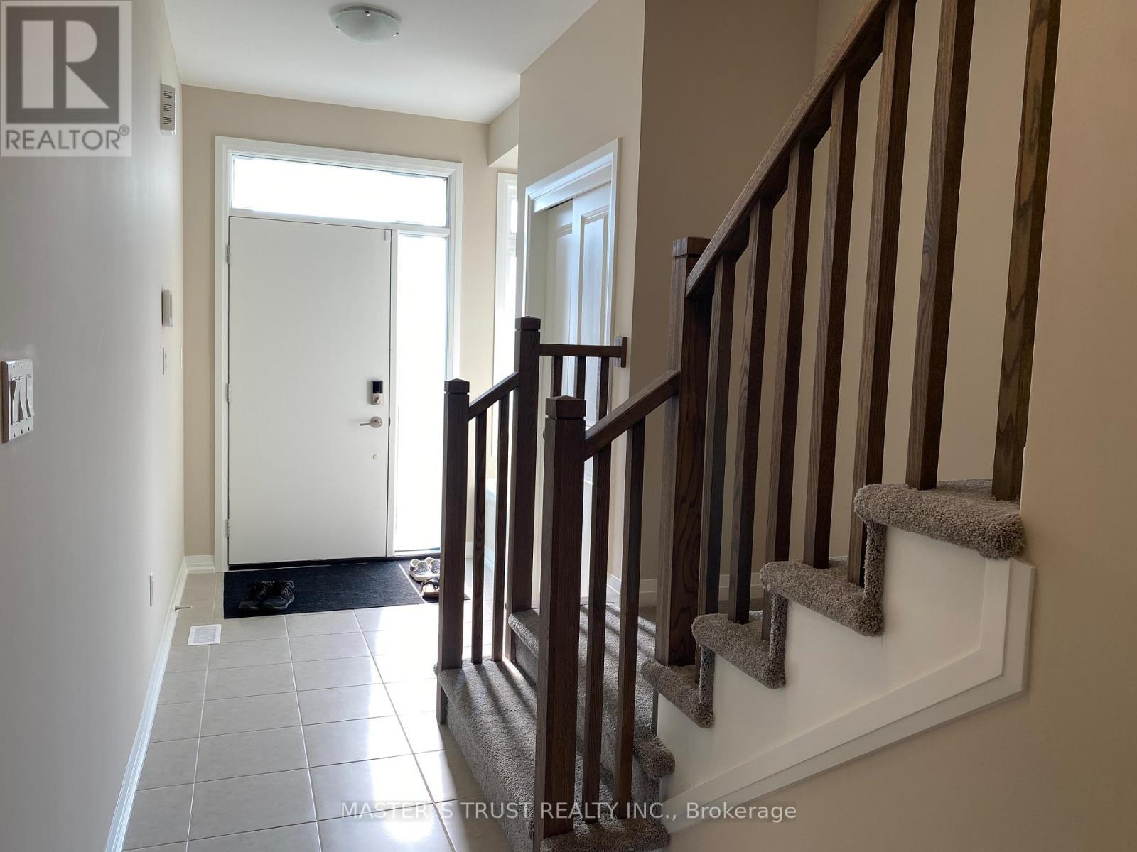 7384 Majestic Trail, Niagara Falls, Ontario  L2H 3V4 - Photo 3 - X9235181