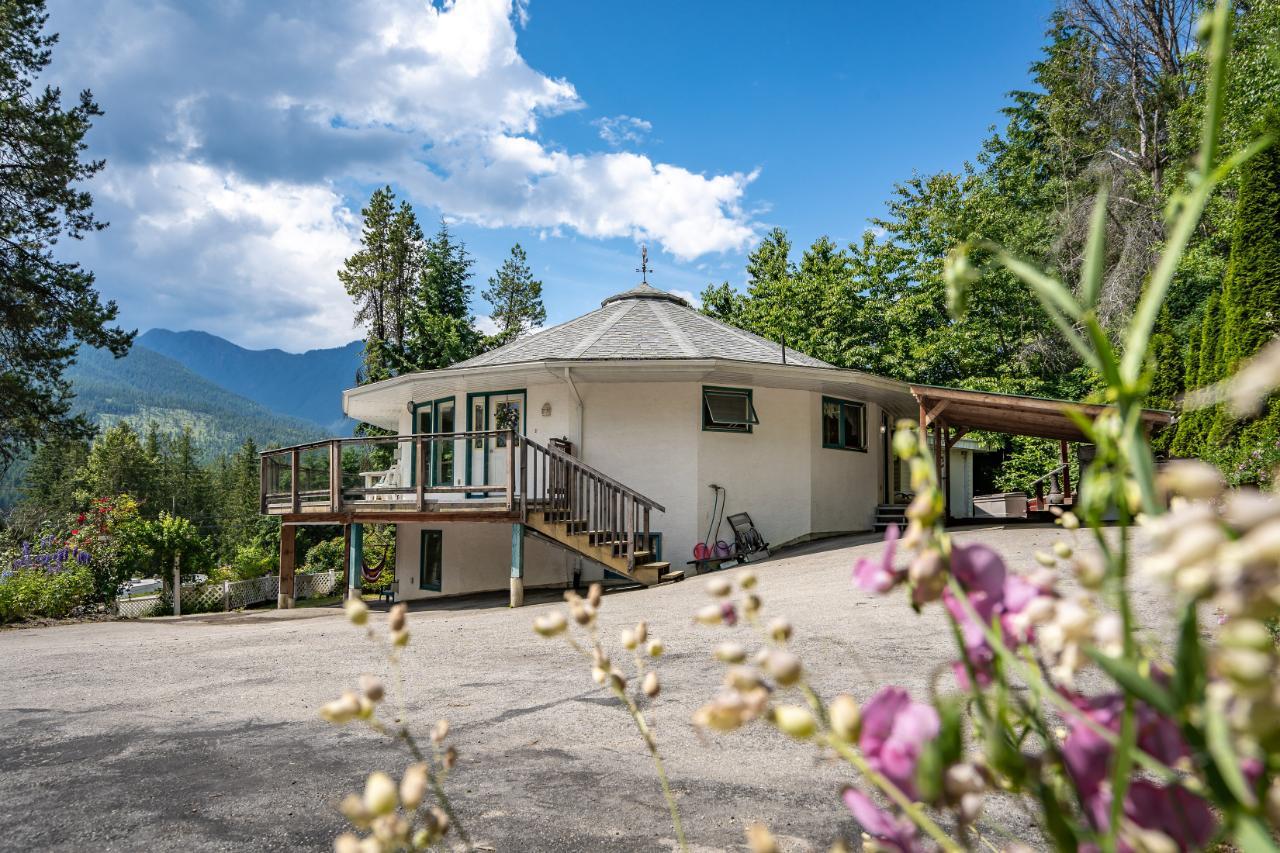 7815 Highway 3a, Balfour, British Columbia  V0G 1C0 - Photo 11 - 2478739