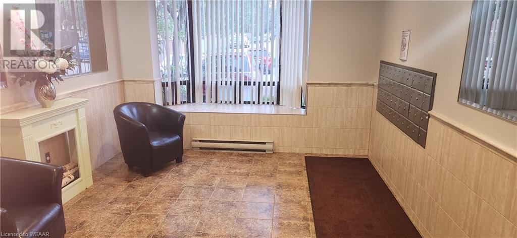 75 Huxley Street Unit# 402, London, Ontario N6J 4W7 - Photo 4 - 40627880