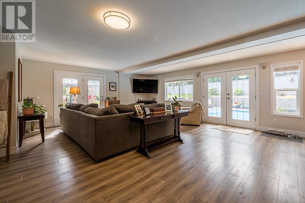 927 Heatherton Crt, Kamloops, British Columbia   - Photo 28 - 180127