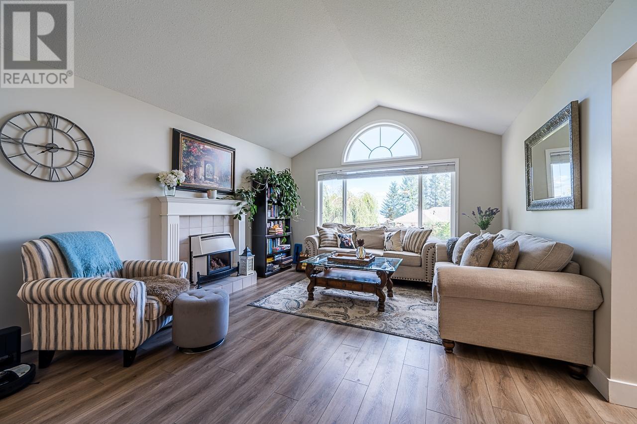 927 Heatherton Crt, Kamloops, British Columbia   - Photo 7 - 180127