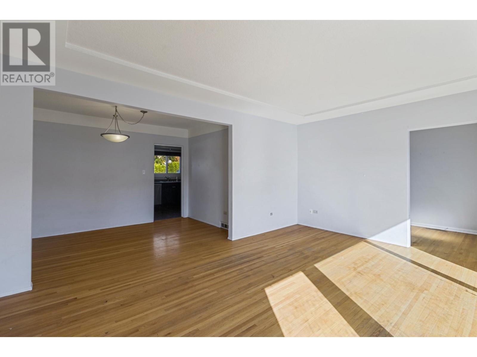 468 Mcgowan Ave, Kamloops, British Columbia  V2B 2P3 - Photo 10 - 180133