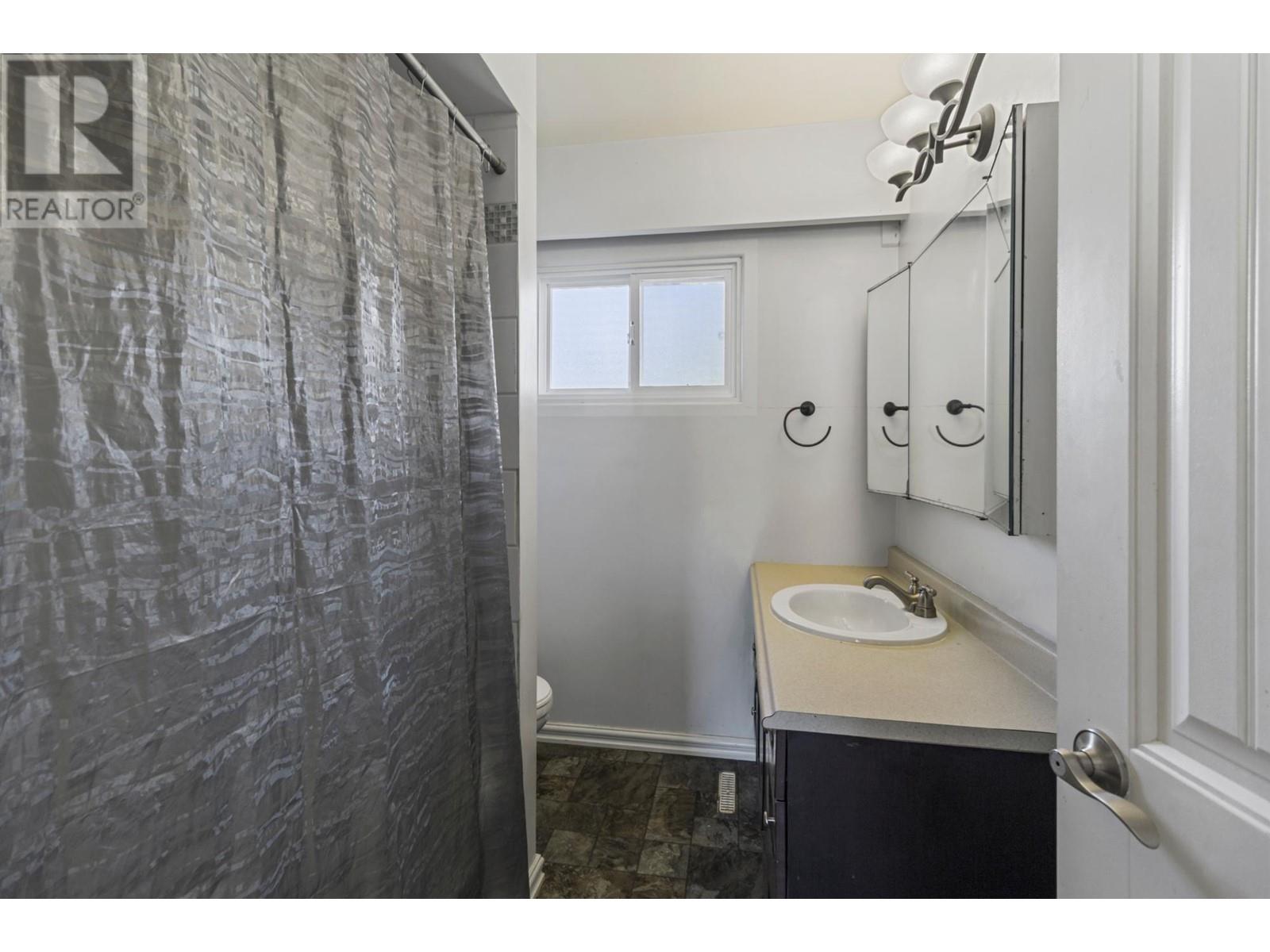 468 Mcgowan Ave, Kamloops, British Columbia  V2B 2P3 - Photo 17 - 180133