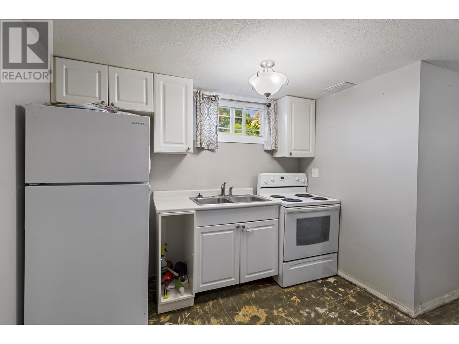 468 Mcgowan Ave, Kamloops, British Columbia  V2B 2P3 - Photo 24 - 180133