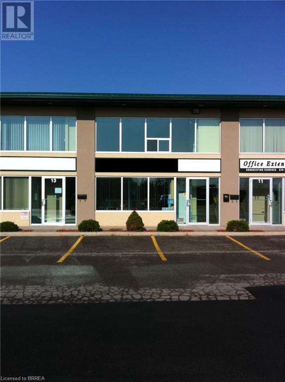 340 HENRY Street Unit# 12 Upr, brantford, Ontario