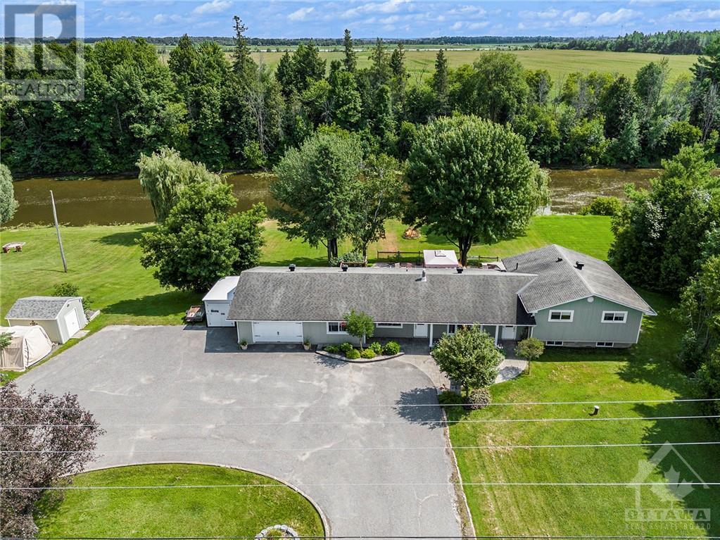1430 Notre-Dame Street, Embrun, Ontario  K0A 1W0 - Photo 2 - 1404526