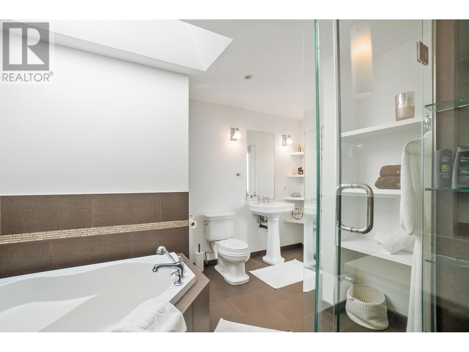 1280 Marsden Court, Burnaby, British Columbia  V5A 3N3 - Photo 31 - R2911283