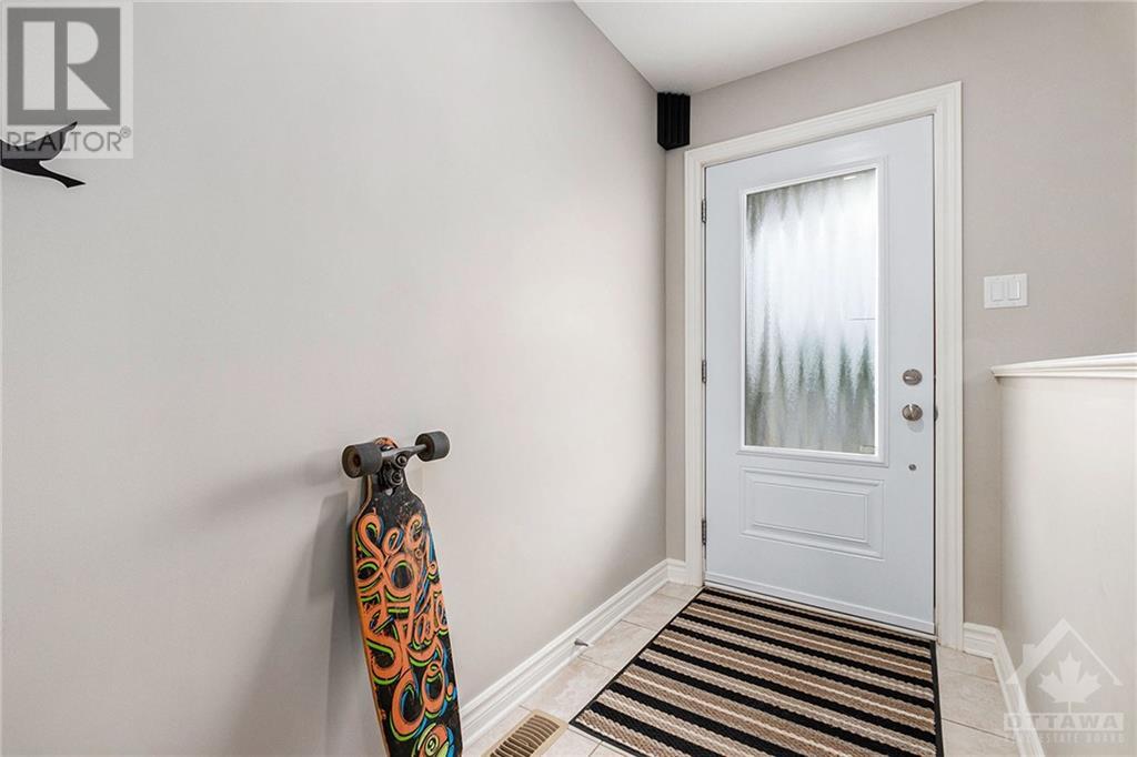 457 Honeyborne Street, Almonte, Ontario  K0A 1A0 - Photo 4 - 1405387