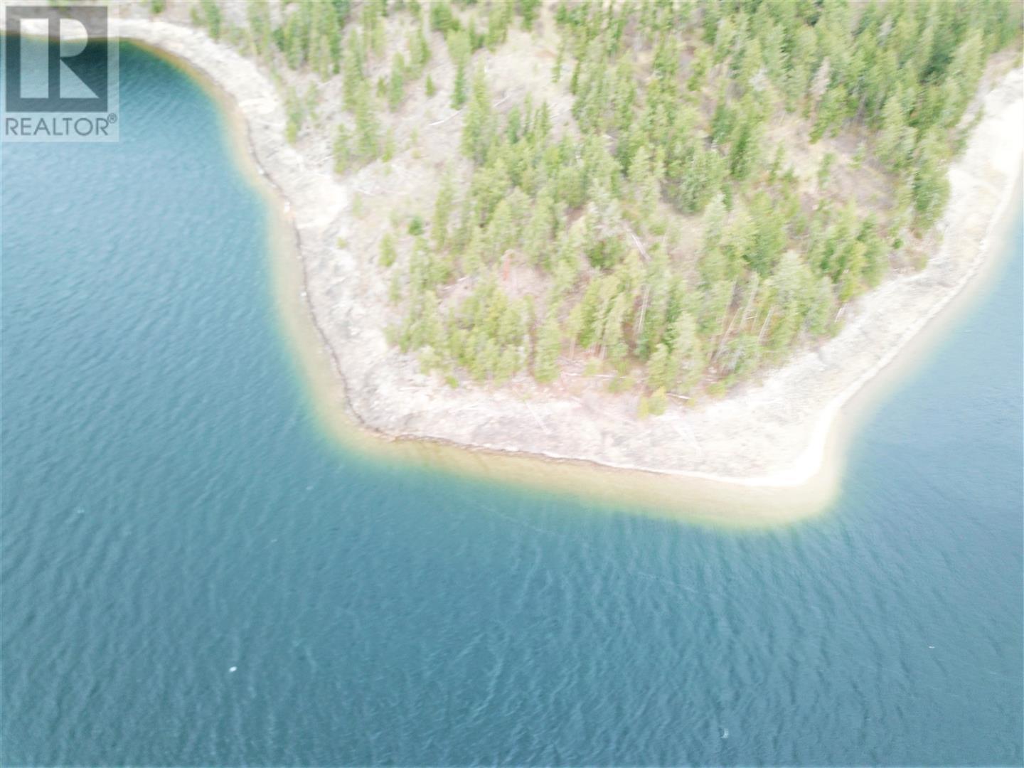 7080 Little Shuswap Lk, Chase, British Columbia   - Photo 14 - 180143