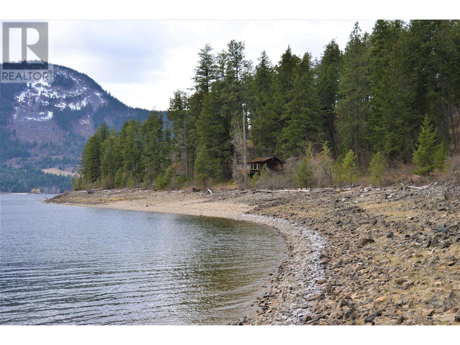 7080 Little Shuswap Lk, Chase, British Columbia   - Photo 21 - 180143