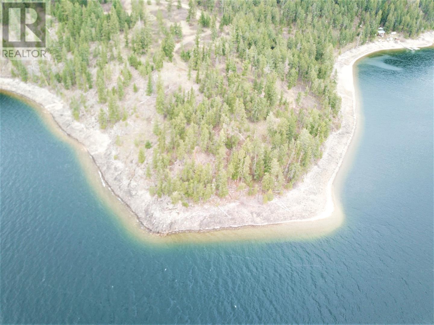 7080 Little Shuswap Lk, Chase, British Columbia   - Photo 17 - 180143