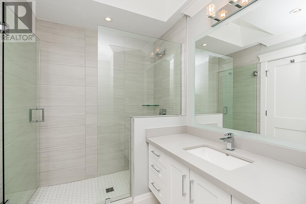 314 E Carisbrooke Road, North Vancouver, British Columbia  V7N 1N3 - Photo 24 - R2911215