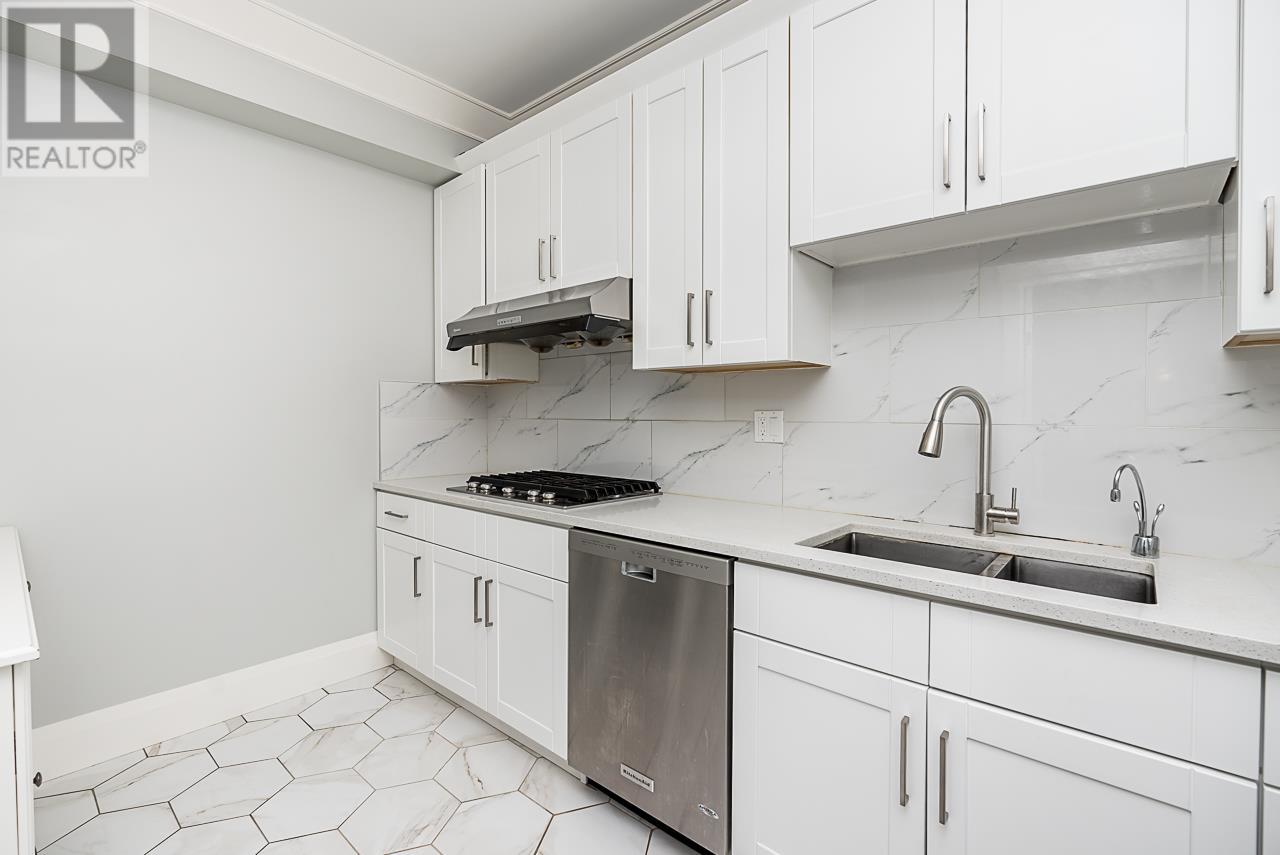 314 E Carisbrooke Road, North Vancouver, British Columbia  V7N 1N3 - Photo 12 - R2911215