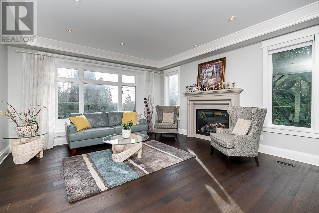 314 E Carisbrooke Road, North Vancouver, British Columbia  V7N 1N3 - Photo 3 - R2911215