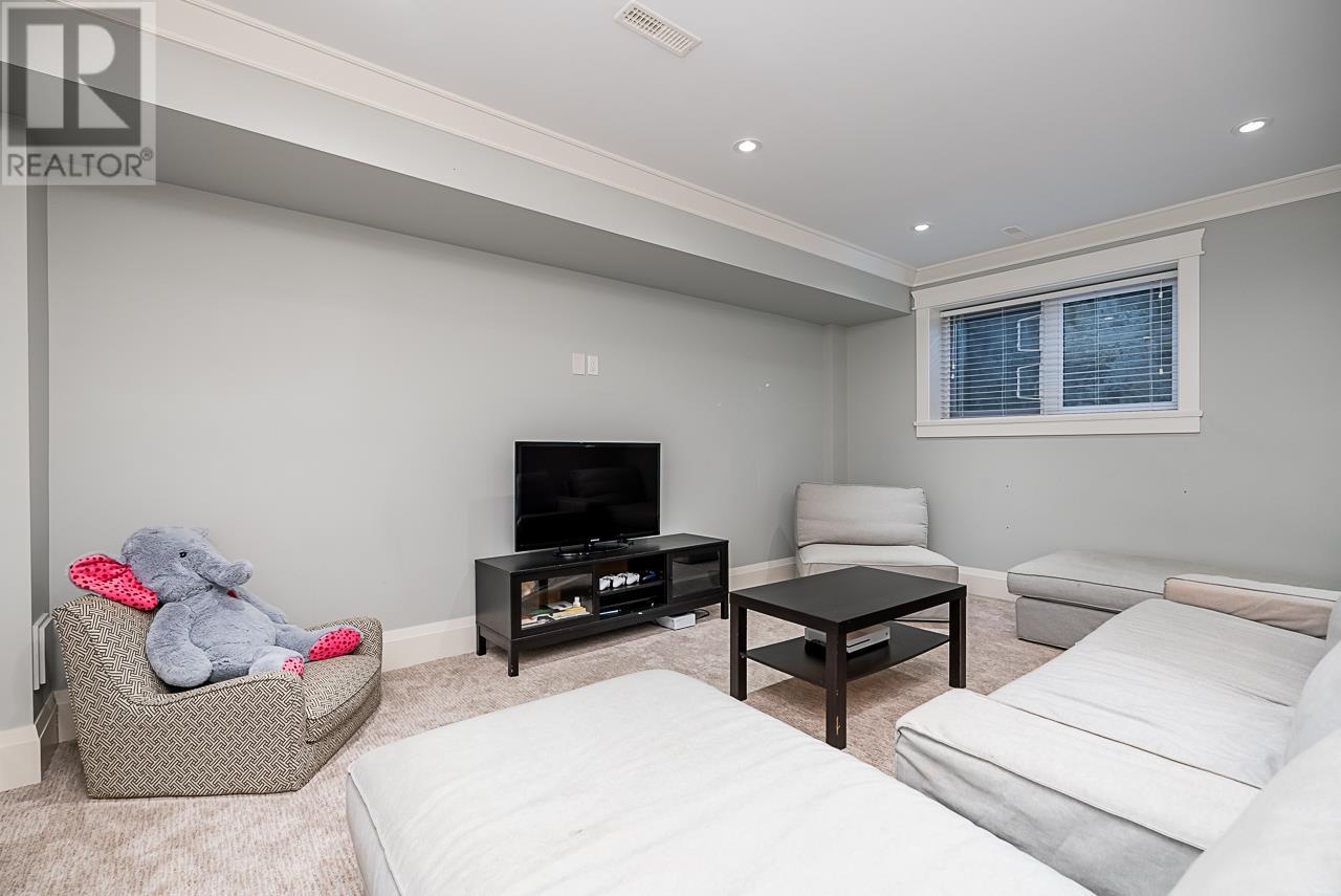 314 E Carisbrooke Road, North Vancouver, British Columbia  V7N 1N3 - Photo 27 - R2911215