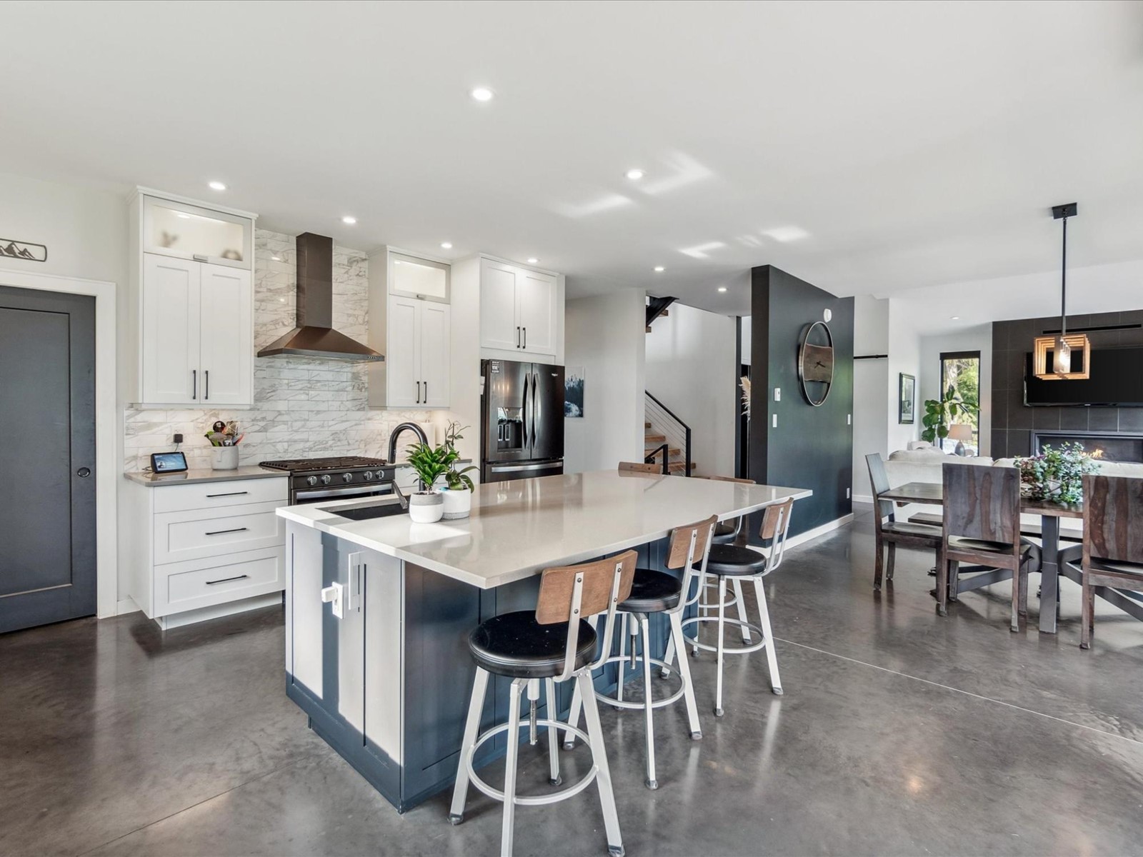 1278 Kai Road, Nelson, British Columbia  V1L 7G1 - Photo 12 - 2478786