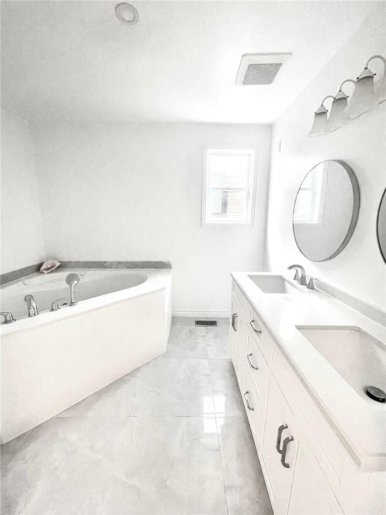 68 Napoli Drive, Hamilton, Ontario  L9C 6X2 - Photo 7 - H4200839