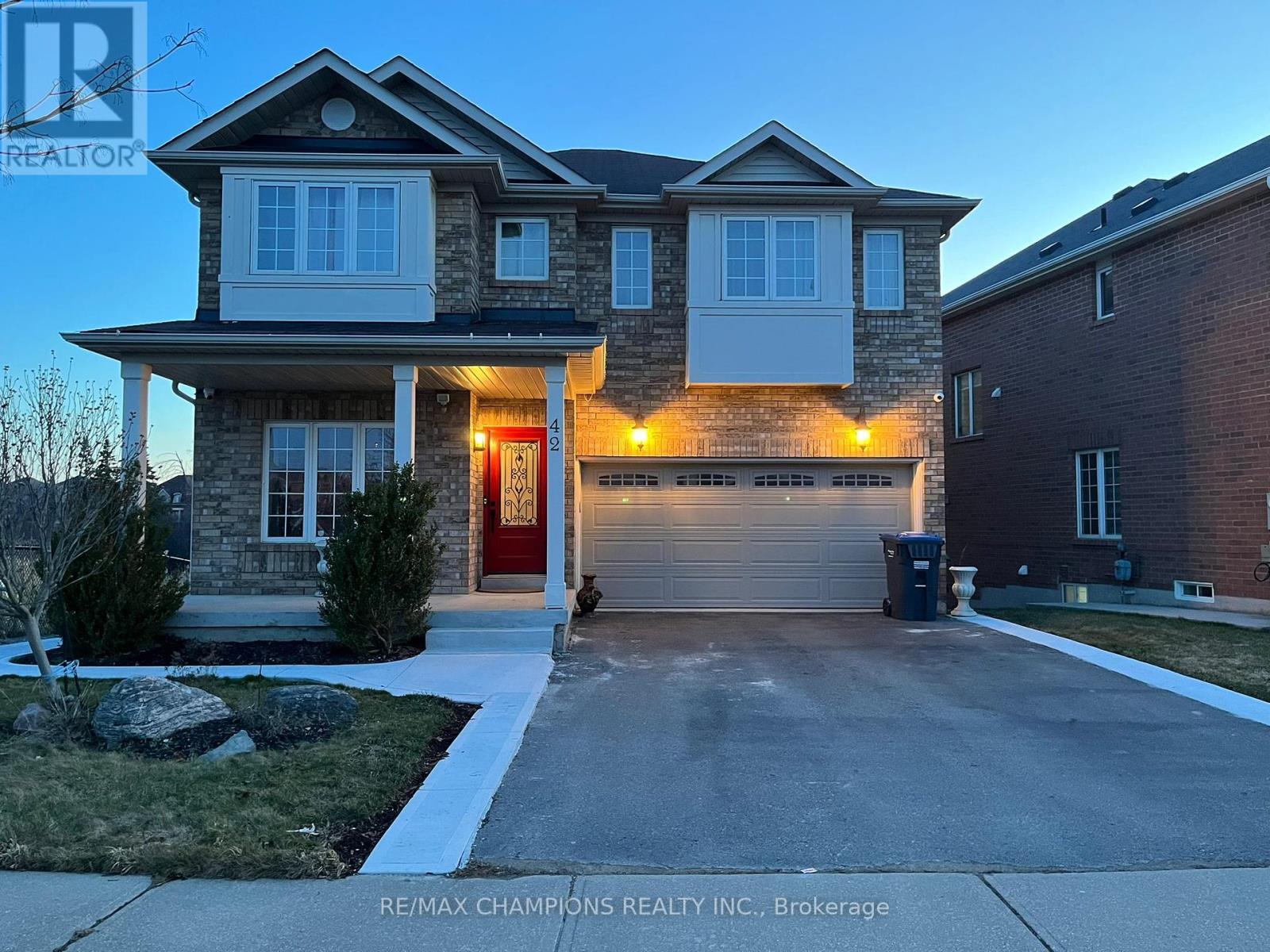 42 ABBOTSBURY DRIVE, brampton (credit valley), Ontario