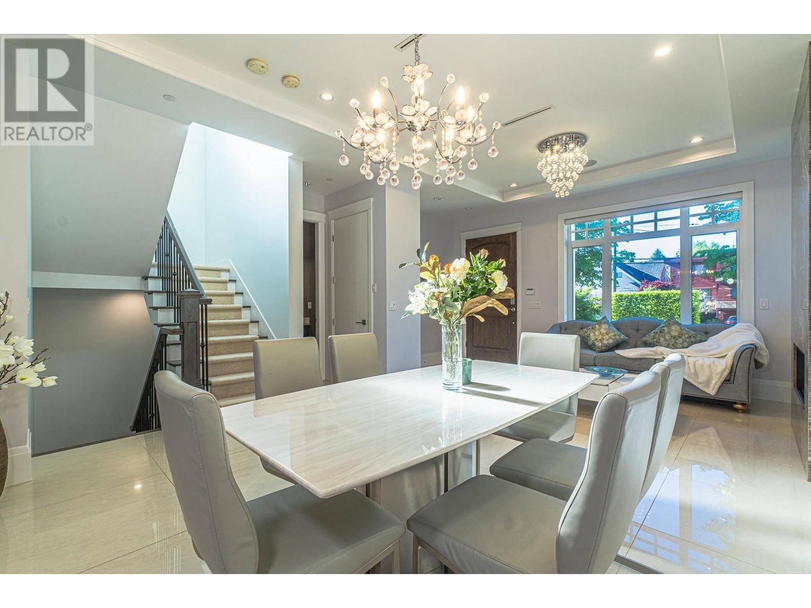 Listing Picture 6 of 27 : 3908 W 17TH AVENUE, Vancouver / 溫哥華 - 魯藝地產 Yvonne Lu Group - MLS Medallion Club Member