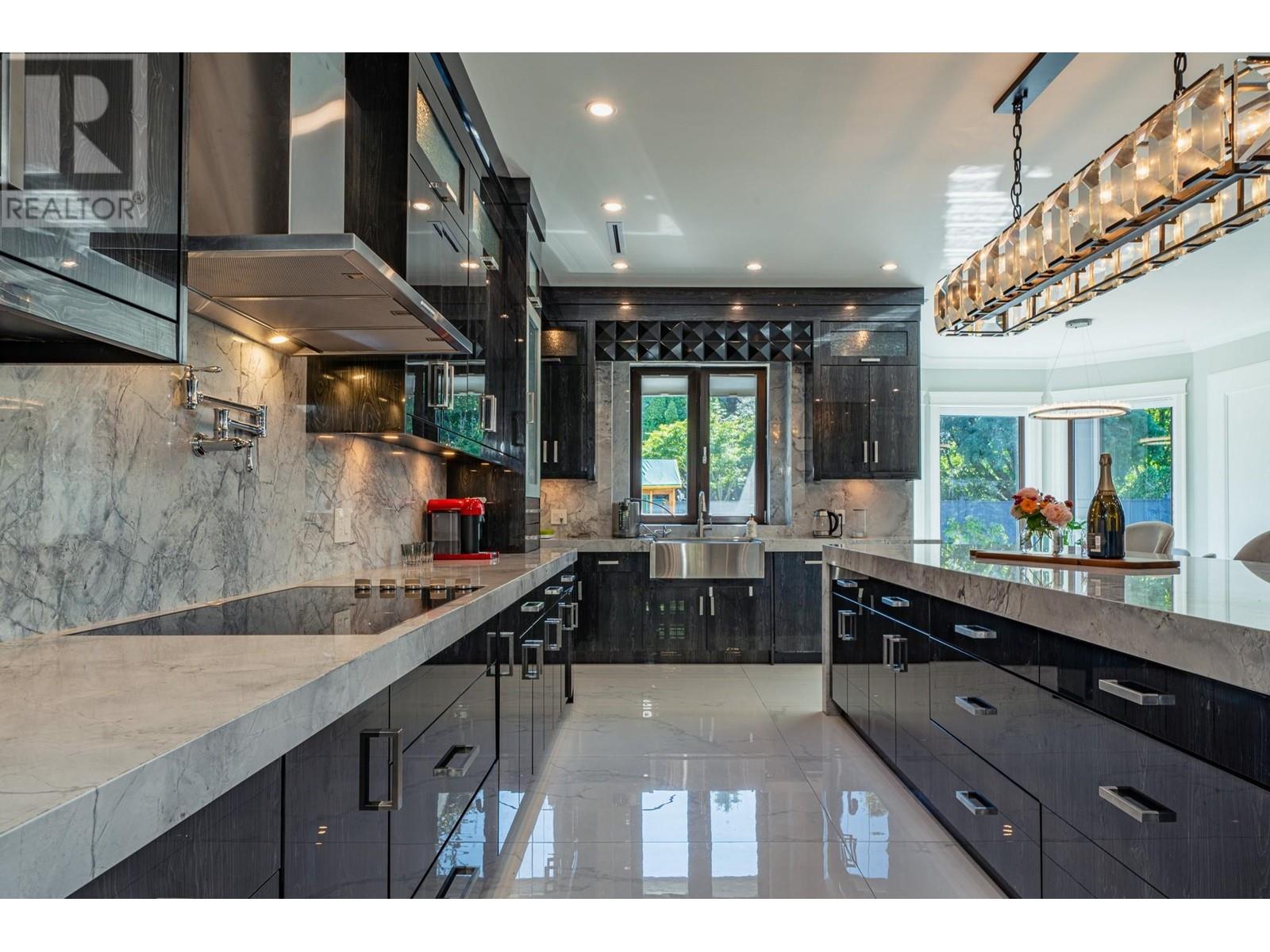 Listing Picture 12 of 40 : 5500 LANCING ROAD, Richmond / 烈治文 - 魯藝地產 Yvonne Lu Group - MLS Medallion Club Member