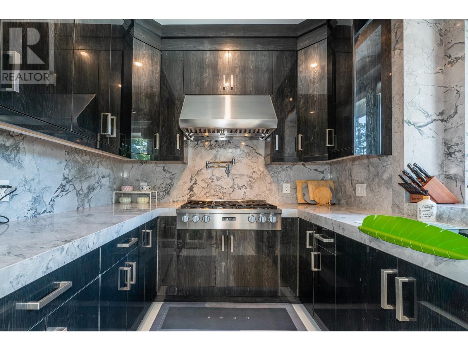 Listing Picture 14 of 40 : 5500 LANCING ROAD, Richmond / 烈治文 - 魯藝地產 Yvonne Lu Group - MLS Medallion Club Member