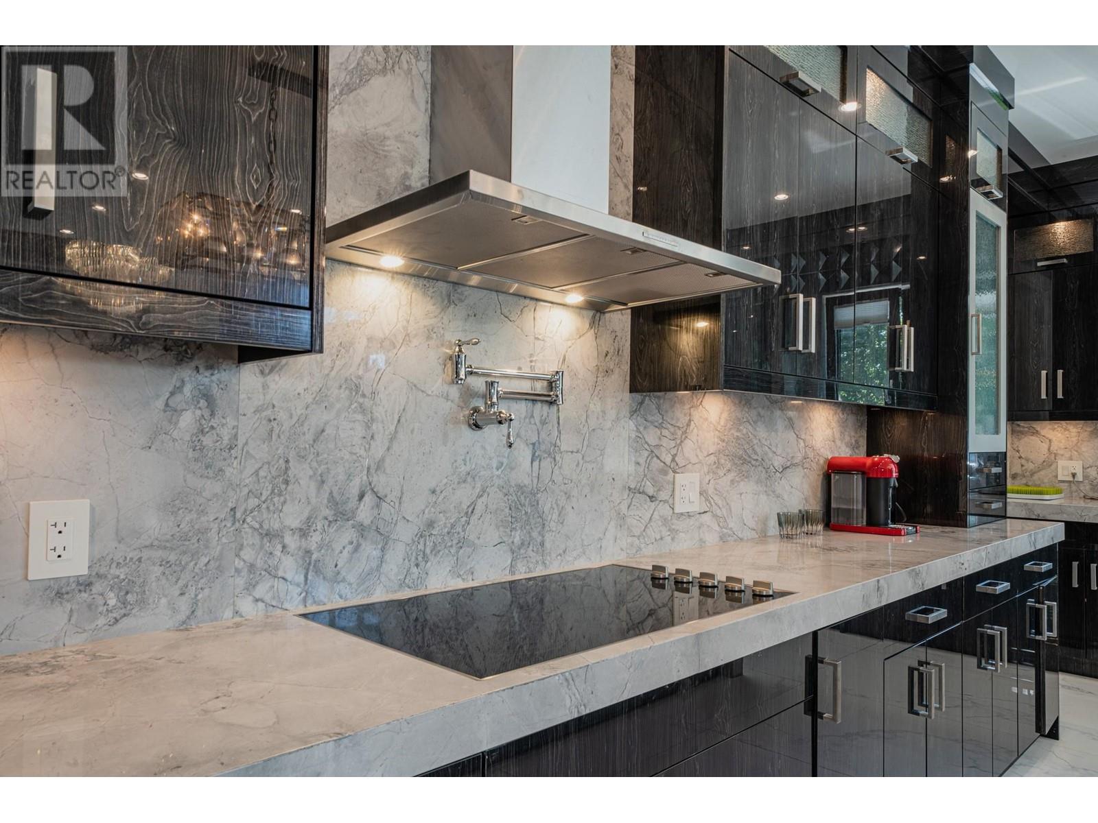 Listing Picture 15 of 40 : 5500 LANCING ROAD, Richmond / 烈治文 - 魯藝地產 Yvonne Lu Group - MLS Medallion Club Member