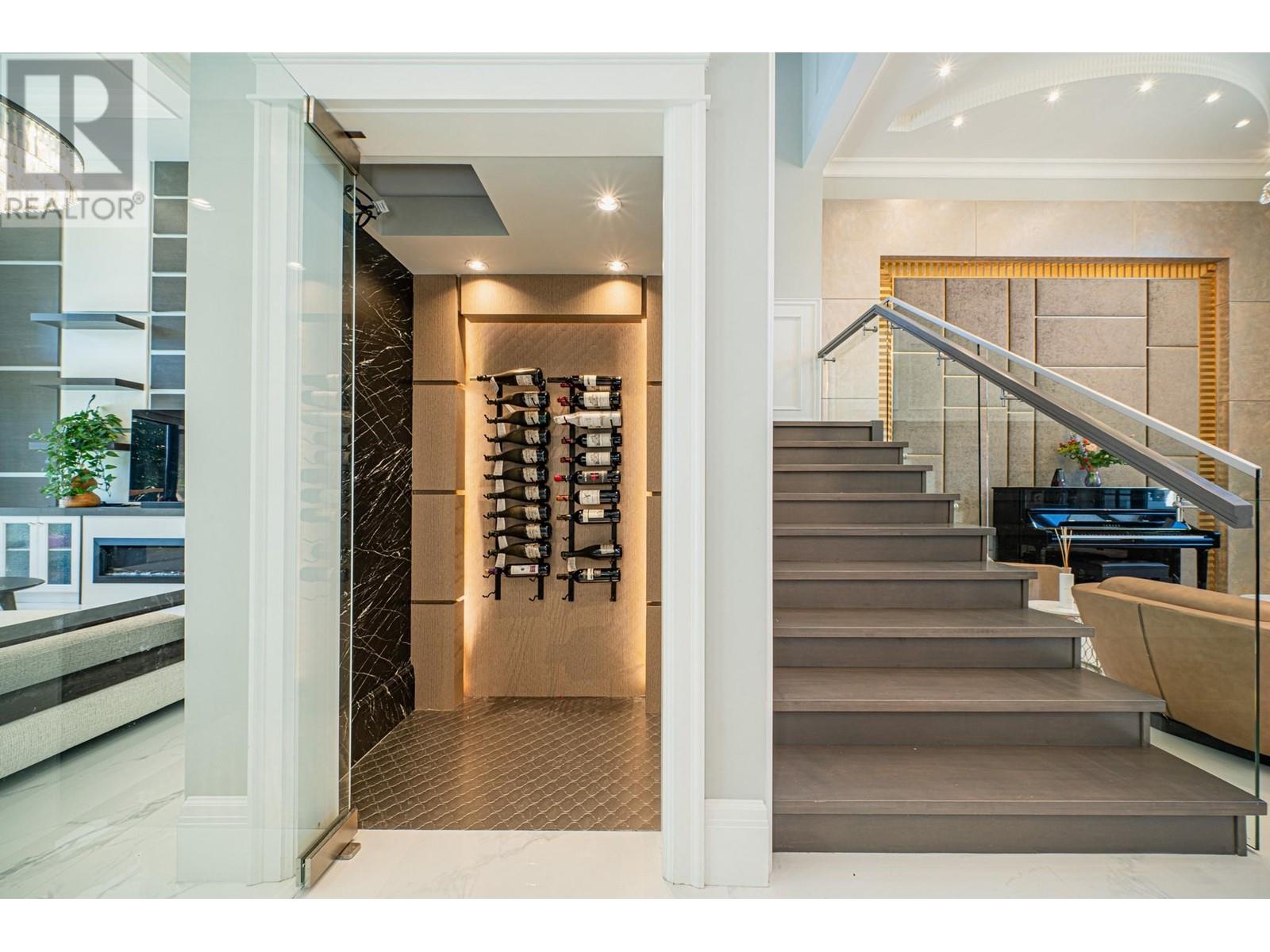 Listing Picture 16 of 40 : 5500 LANCING ROAD, Richmond / 烈治文 - 魯藝地產 Yvonne Lu Group - MLS Medallion Club Member