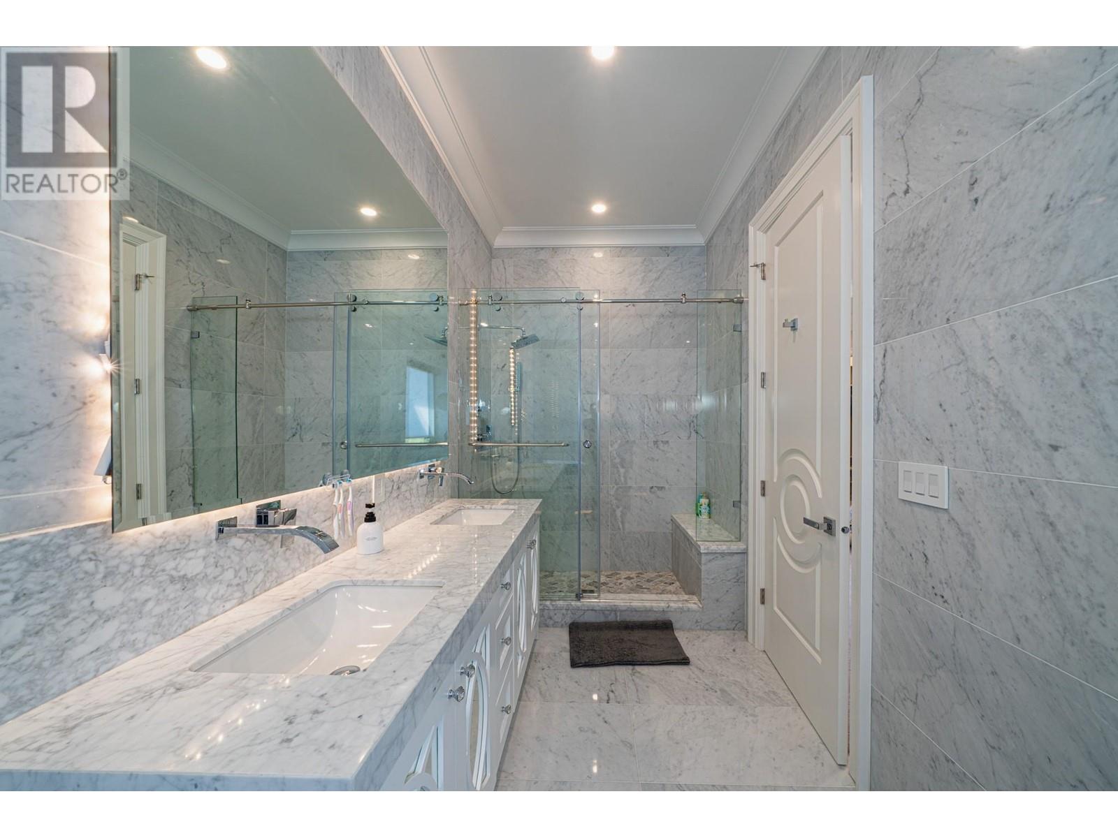 Listing Picture 29 of 40 : 5500 LANCING ROAD, Richmond / 烈治文 - 魯藝地產 Yvonne Lu Group - MLS Medallion Club Member