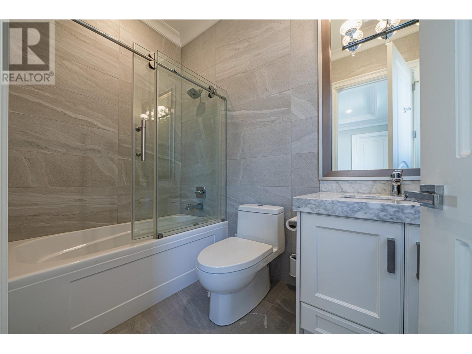 Listing Picture 31 of 40 : 5500 LANCING ROAD, Richmond / 烈治文 - 魯藝地產 Yvonne Lu Group - MLS Medallion Club Member