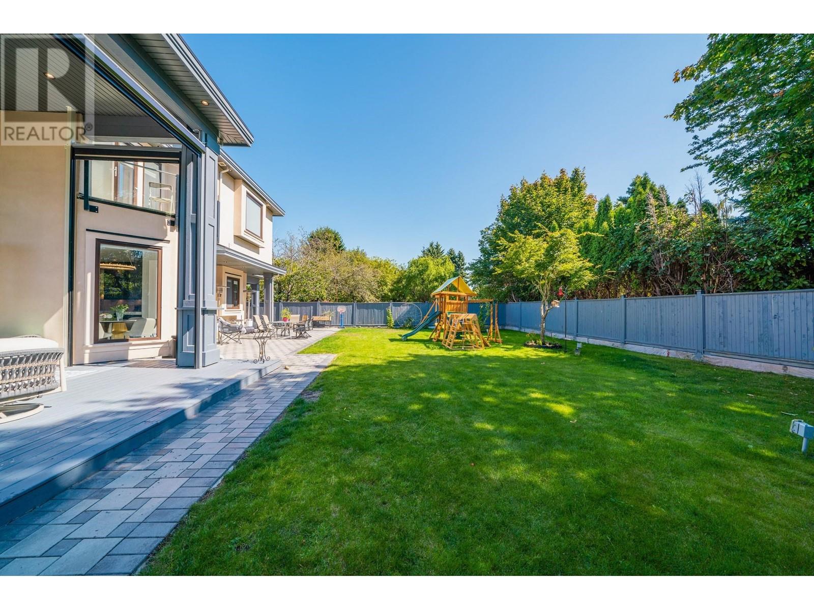 Listing Picture 38 of 40 : 5500 LANCING ROAD, Richmond / 烈治文 - 魯藝地產 Yvonne Lu Group - MLS Medallion Club Member