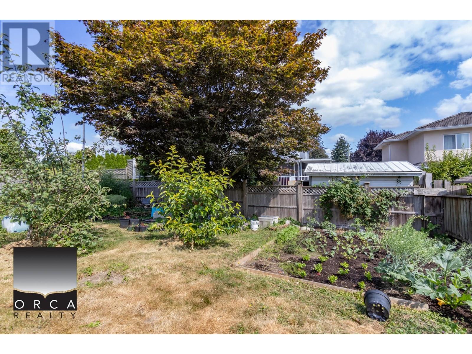 5531 Woodsworth Street, Burnaby, British Columbia  V5G 4M3 - Photo 5 - R2911504