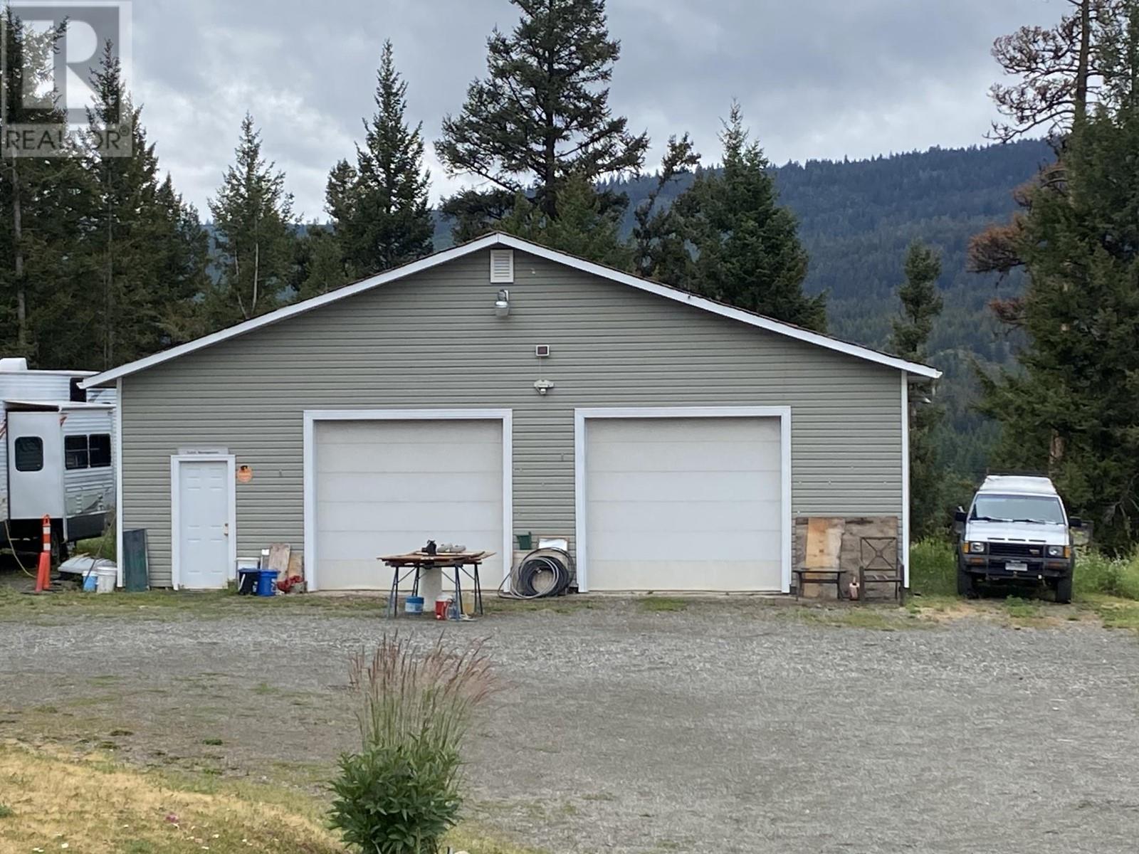 9661 HIGHWAY 97 C, logan lake, British Columbia
