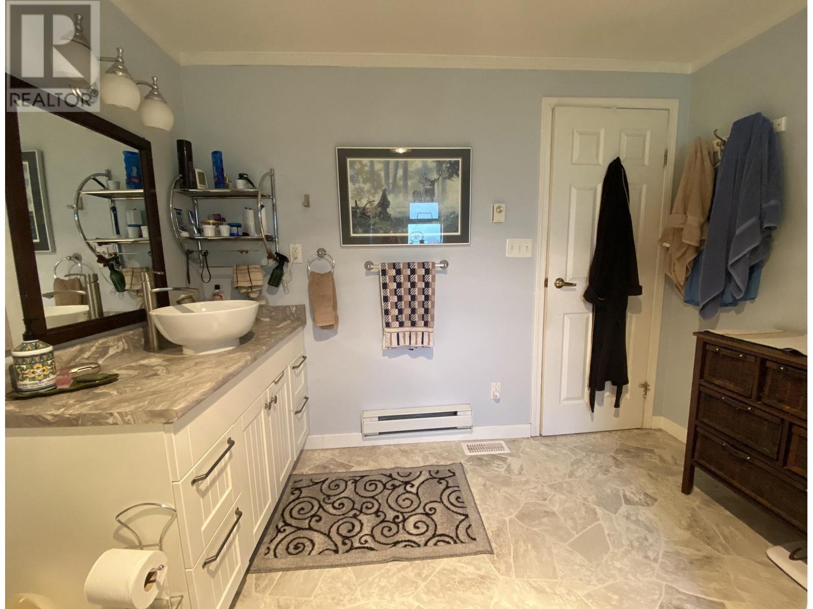 9661 Highway 97 C, Logan Lake, British Columbia  V1K 1M6 - Photo 24 - 180157