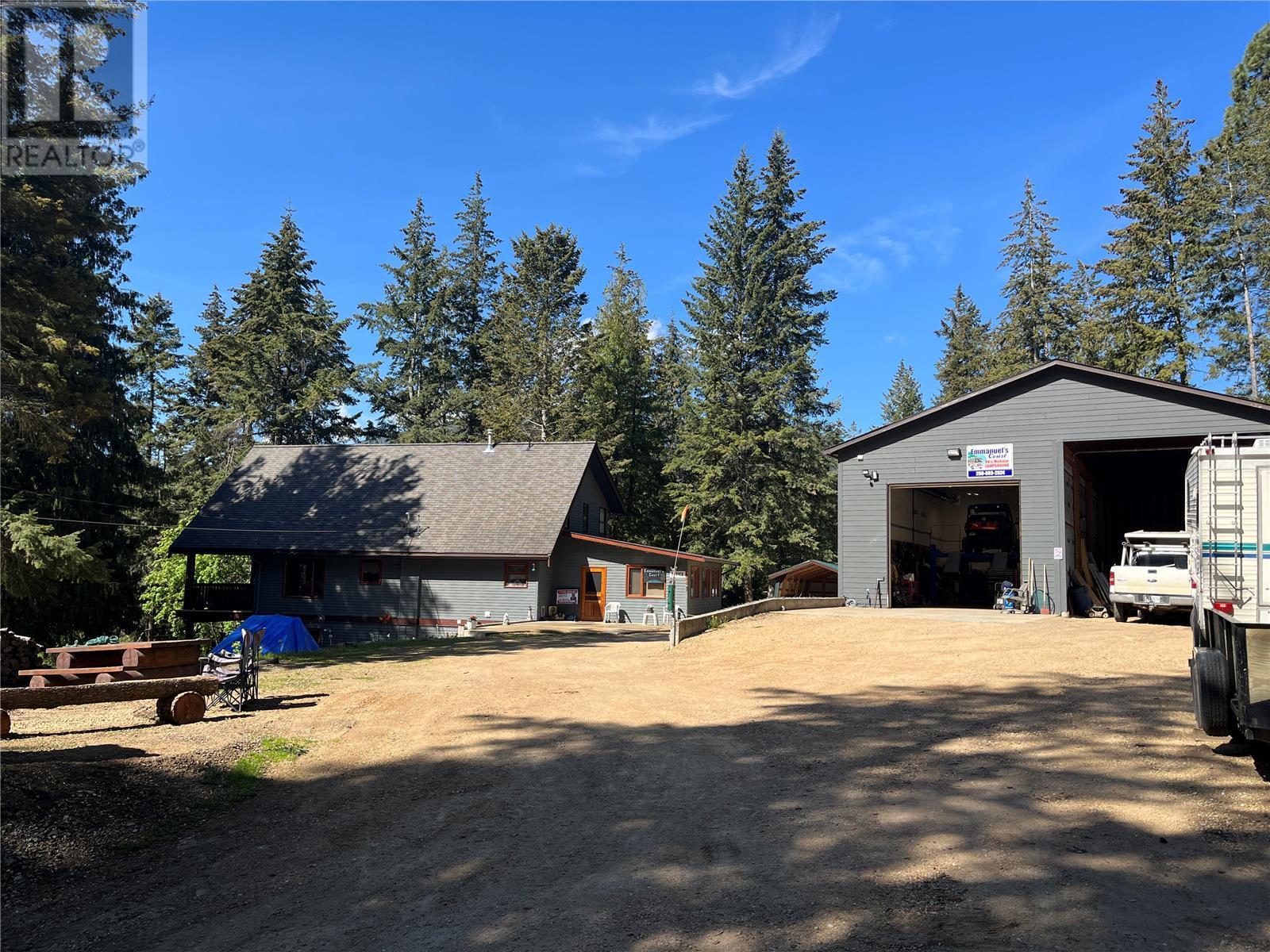 Property at 645 Badger Road image 4