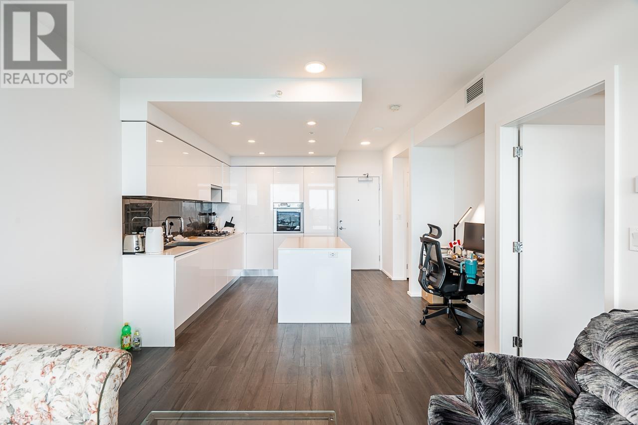 Listing Picture 4 of 28 : 1907 3888 EVERGREEN PLACE, Burnaby / 本拿比 - 魯藝地產 Yvonne Lu Group - MLS Medallion Club Member