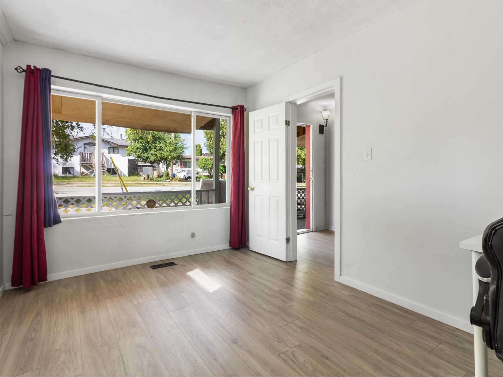 17464 58 Avenue, Surrey, British Columbia  V3S 1L2 - Photo 8 - R2909530
