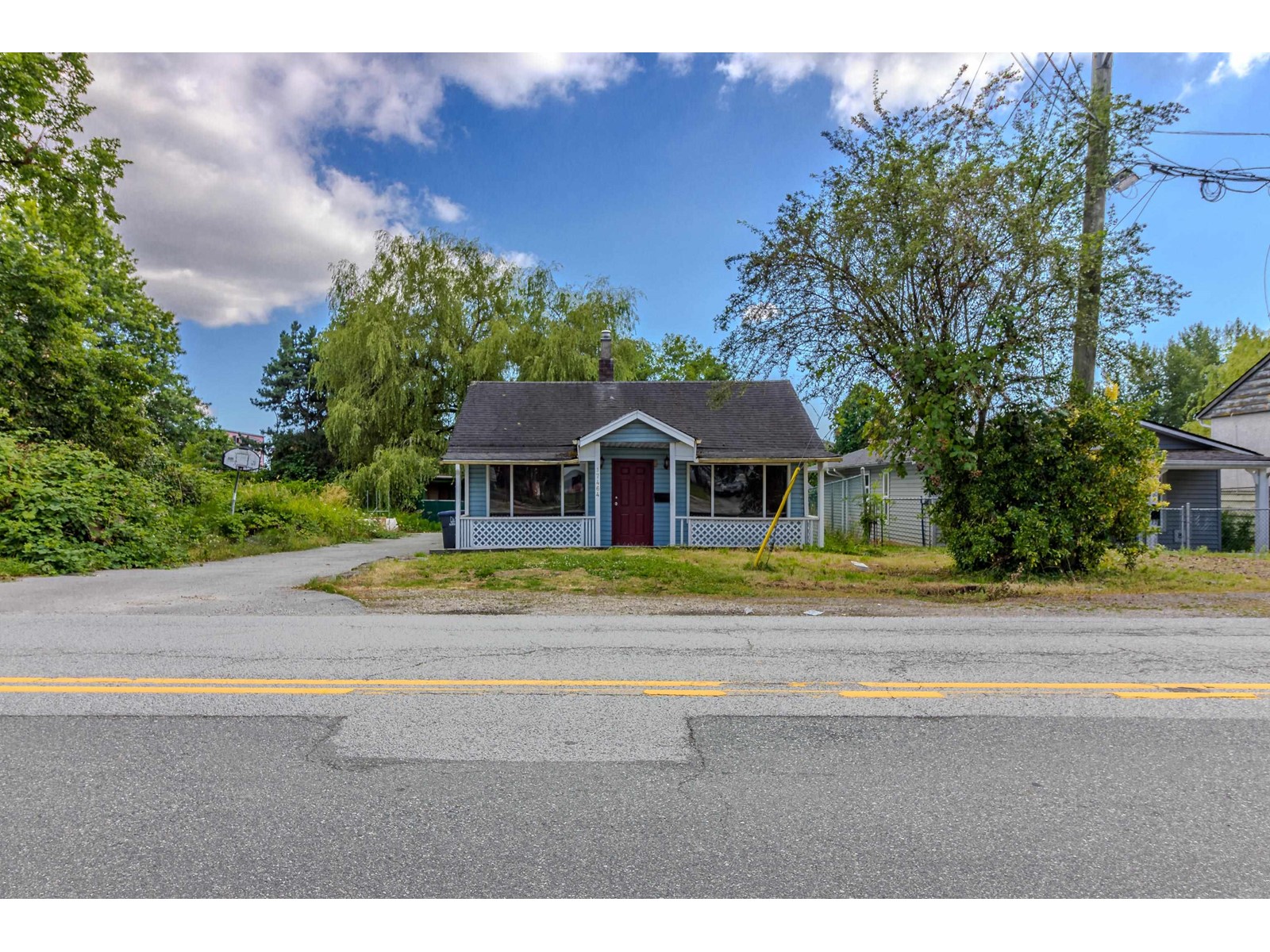 Property at 17464 58 AVENUE image 4