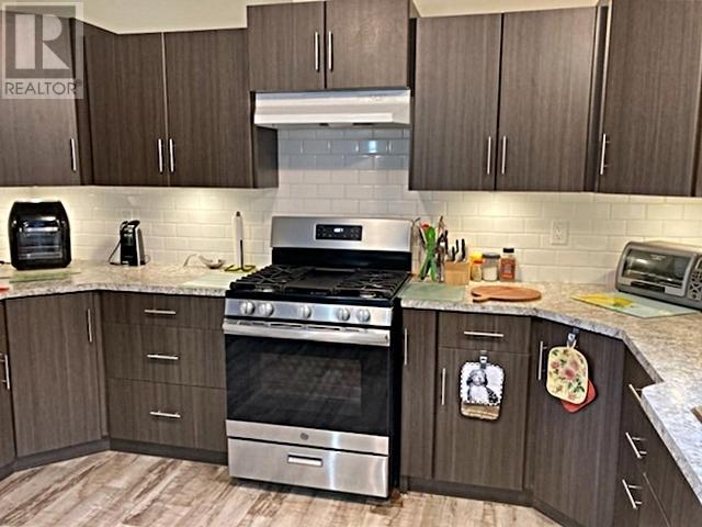 1077 Clearwater Valley Rd, Clearwater, British Columbia  V0E 1N1 - Photo 6 - 180158