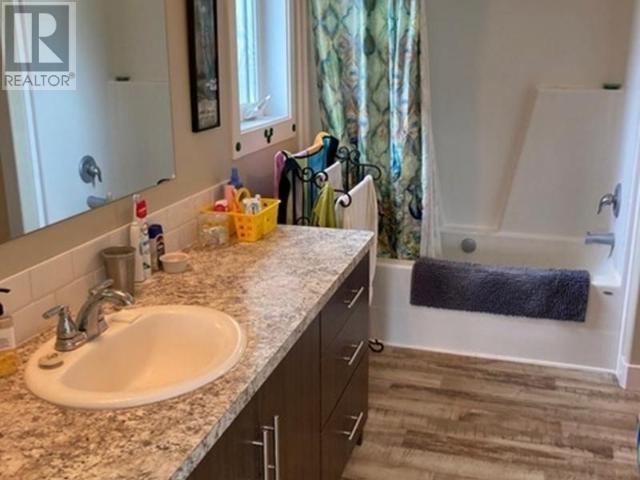 1077 Clearwater Valley Rd, Clearwater, British Columbia  V0E 1N1 - Photo 16 - 180158