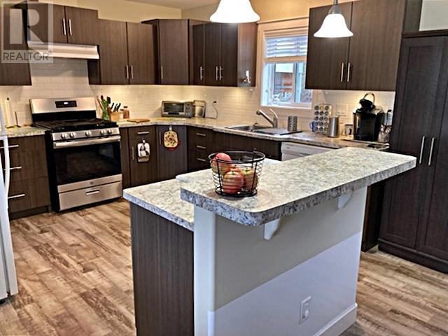 1077 Clearwater Valley Rd, Clearwater, British Columbia  V0E 1N1 - Photo 8 - 180158